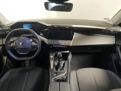 Photo 6 Peugeot 308  1.2 130  Active Pack / GPS / Carplay / radars