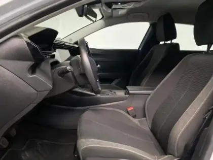 Photo 7 Peugeot 308  1.2 130  Active Pack / GPS / Carplay / radars