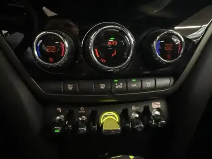 Photo 11 Mini Countryman  Cooper SE  125ch + 95ch Northwood ALL4 BVA6
