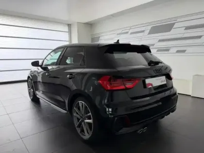 Photo 7 Audi A1  Sportback 40 TFSI 207ch S line S tronic 7