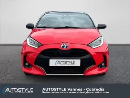 Photo 11 Toyota Yaris  116h Première 5p