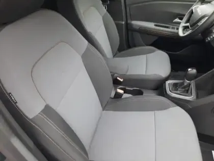 Photo 13 Dacia Jogger  1.6 hybrid 140ch Extreme 7 places -24