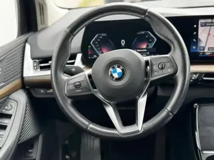 Photo 7 BMW Serie 2 Série 2 ActiveTourer 218i 136ch Business Design DKG7