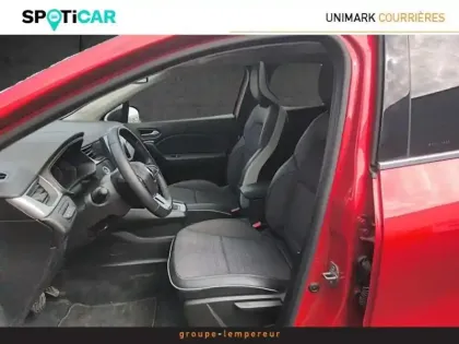 Photo 8 Renault Captur  1.6 E-Tech hybride 145ch Techno