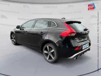 Photo 8 Volvo V40  T2 122ch R-Design
