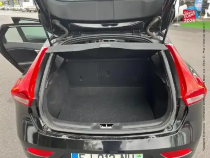 Photo 13 Volvo V40  T2 122ch R-Design