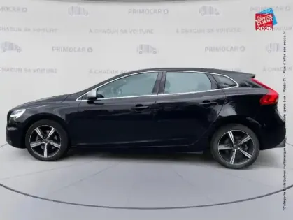 Photo 9 Volvo V40  T2 122ch R-Design