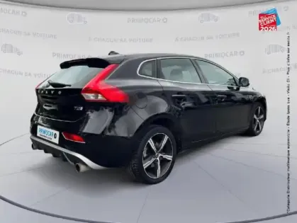 Photo 6 Volvo V40  T2 122ch R-Design