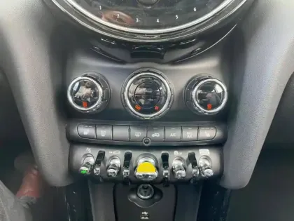 Photo 8 Mini Mini  Cooper SE 184ch Edition Premium Plus BVA 5CV
