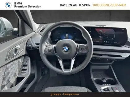 Photo 11 BMW Serie 1 Série 1 116A 122ch M Sport Design DKG7