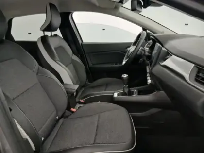 Photo 13 Renault Captur  1.3 TCe mild hybrid 140ch Techno