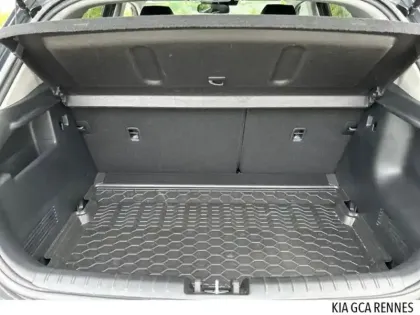 Photo 14 Kia Stonic  1.0 T-GDi 120ch MHEV GT Line iBVM6