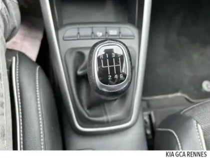 Photo 8 Kia Stonic  1.0 T-GDi 120ch MHEV GT Line iBVM6