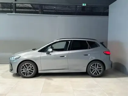 Photo 11 BMW Serie 2 Série 2 ActiveTourer 220d 163ch M Sport DKG7
