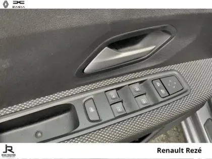 Photo 13 Dacia Sandero  1.0 TCe 90ch Journey