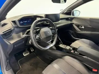 Photo 8 Peugeot 208  e- 136ch GT