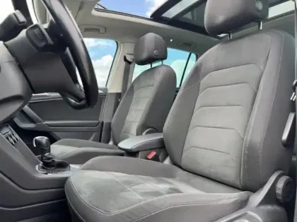 Photo 15 Volkswagen Tiguan  1.4 TSI 150ch ACT Carat DSG6