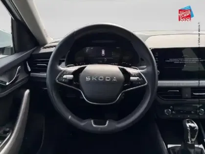 Photo 11 Skoda Kamiq  1.0 TSI Evo 2 116ch Selection DSG7 Camera CarPlay
