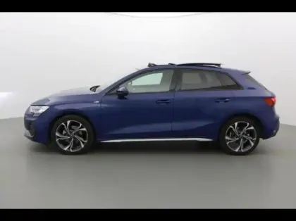 Photo 6 Audi A3  Sportback 35 TFSI 150ch Mild Hybrid S line S tronic 7