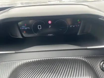 Photo 9 Peugeot 2008  Hybrid 110 e-DCS6