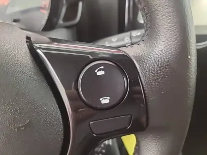 Photo 40 Peugeot 108  1.2 PureTech 82ch BVM5