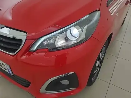 Photo 35 Peugeot 108  1.2 PureTech 82ch BVM5