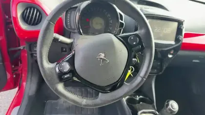 Photo 13 Peugeot 108  1.2 PureTech 82ch BVM5