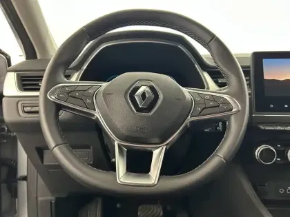 Photo 23 Renault Captur  E-Tech hybride rechargeable 160