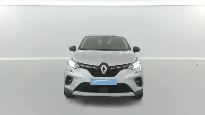 Photo 15 Renault Captur  E-Tech hybride rechargeable 160