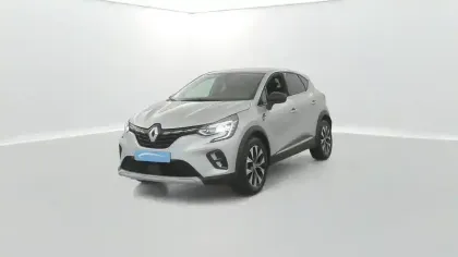 Photo 9 Renault Captur  E-Tech hybride rechargeable 160