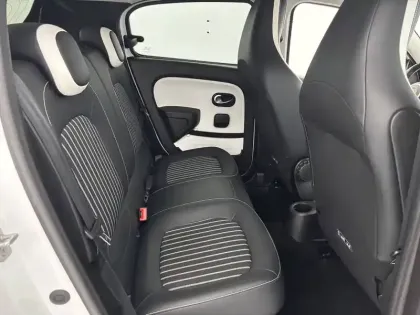 Photo 40 Renault Twingo  III SCe 65