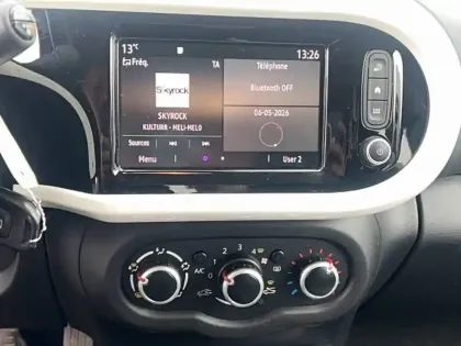 Photo 20 Renault Twingo  III SCe 65