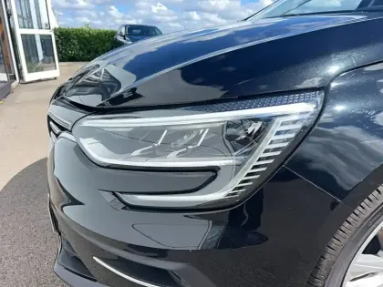Photo 22 Renault Megane Mégane IV Berline Blue dCi 115 EDC