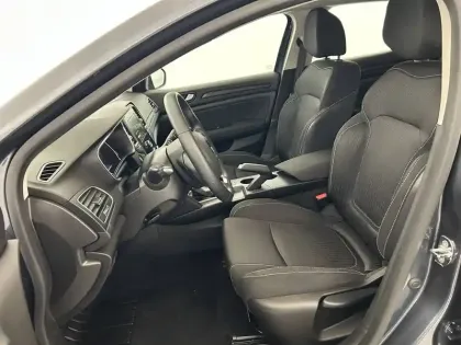 Photo 17 Renault Megane Mégane IV Berline Blue dCi 115 EDC
