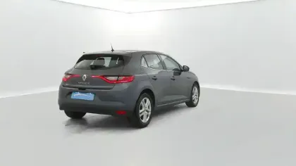 Photo 13 Renault Megane Mégane IV Berline Blue dCi 115 EDC