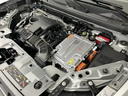 Photo 34 Dacia Duster  Hybrid 140