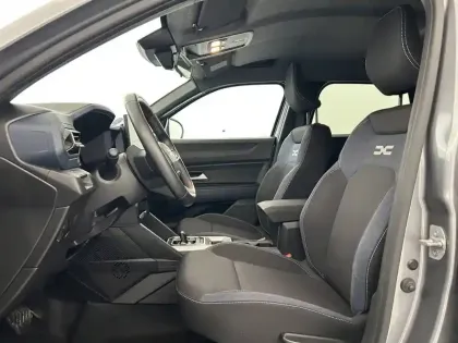 Photo 17 Dacia Duster  Hybrid 140