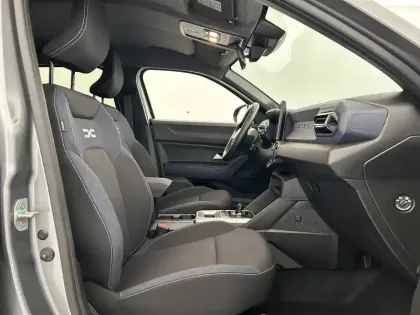Photo 22 Dacia Duster  Hybrid 140