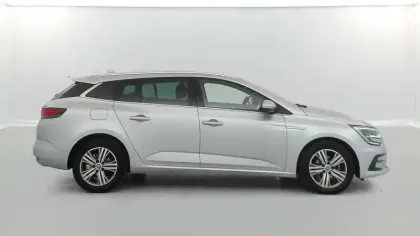 Photo 14 Renault Megane Mégane IV Estate Blue dCi 115 EDC - 21N