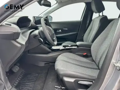 Photo 8 Peugeot 208  Electrique 54 kWh 156ch