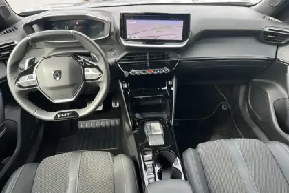 Photo 15 Peugeot 2008  Hybrid 136 e-DCS6