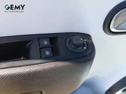 Photo 11 Renault Twingo  III E-Tech