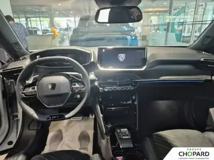 Photo 11 Peugeot 2008  Hybrid 145 e-DCS6