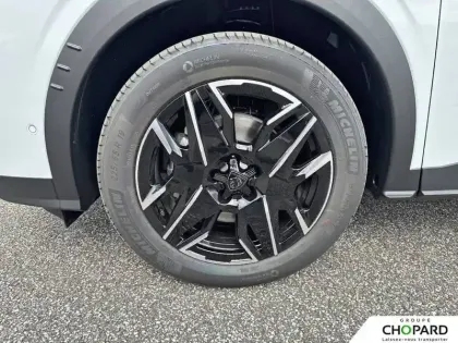 Photo 22 Peugeot 5008  Hybrid 145 ch e-DCS6