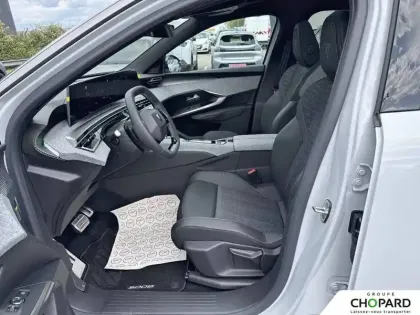 Photo 10 Peugeot 5008  Hybrid 145 ch e-DCS6