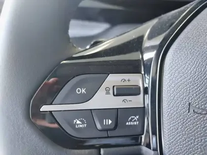 Photo 19 Peugeot 308  SW Hybrid 145 e-DCS6