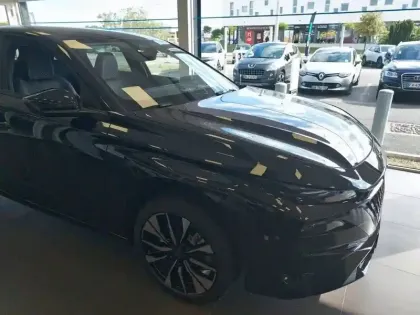 Photo 15 Peugeot 308  SW Hybrid 145 e-DCS6