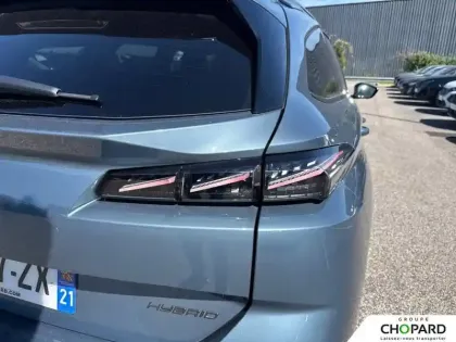 Photo 23 Peugeot 308  SW Hybrid 145 e-DCS6