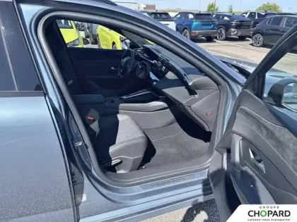Photo 12 Peugeot 308  SW Hybrid 145 e-DCS6