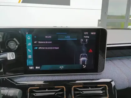 Photo 49 Renault 4 Renault  E-Tech Electrique 150 ch autonomie confort